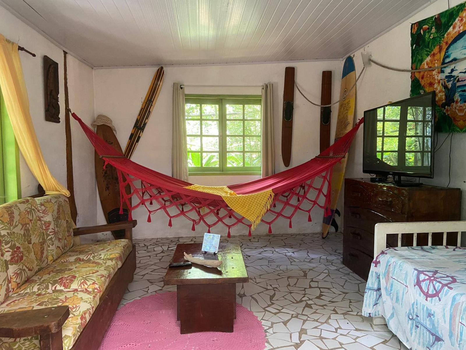 Villa Casa A Beira Do Rio Jaguareguava Na Mata Atlantica Em Bertioga Sp Exterior foto